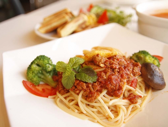 茄汁肉醬義大利麵